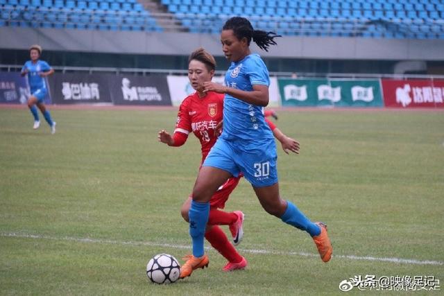 国王经理与活塞中锋杜伦共进晚餐，未来关注他的自由市场动向