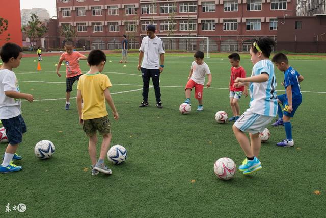 媒体人：王思雨征战澳洲联赛是想以此为跳板 再次冲击WNBA