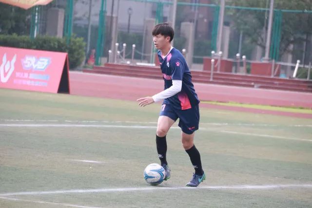 组图：世界杯-克罗地亚训练备战32强 莫德里奇心情愉悦